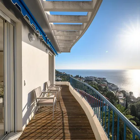 Vue Exceptionnelle Appartement Nice